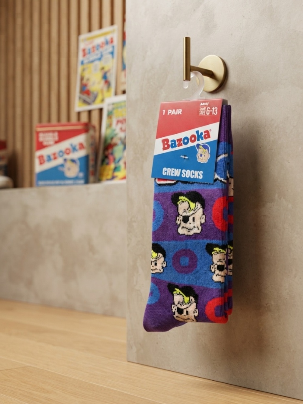 novelty Socks NWT Bazooka Bubble Gum Unisex Crew Socks Size 6-13